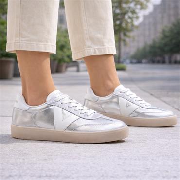 Victoria Berlin Metallic T Toe Trainer - Silver